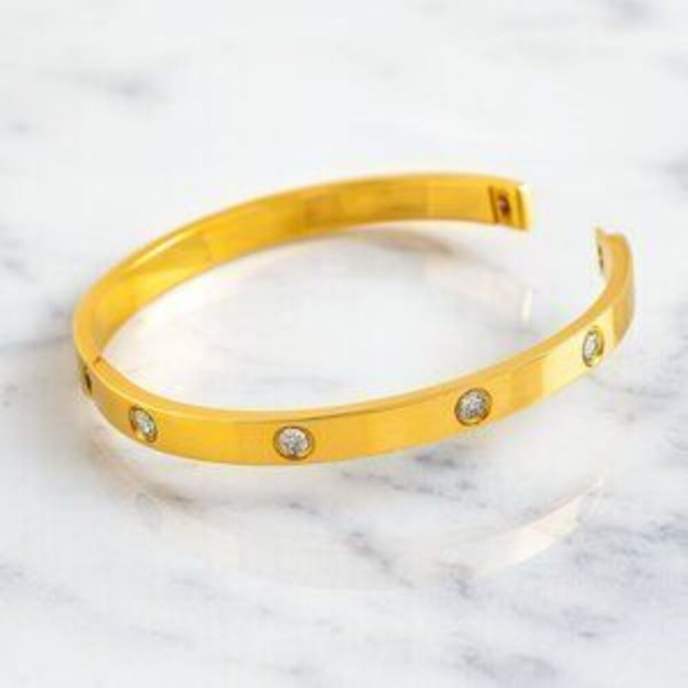 LuvCuffEsque 18K Gold Plated Bling cuff bracelet